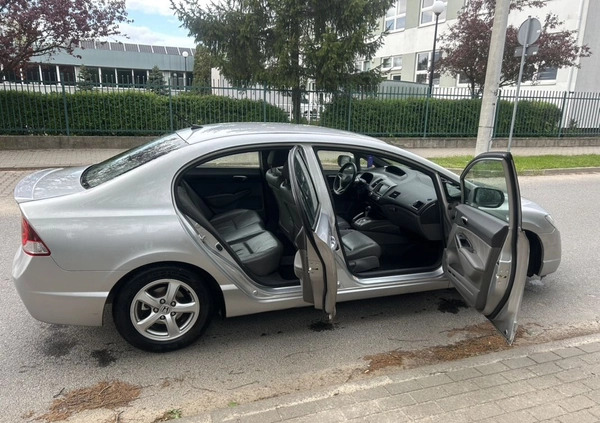 Honda Civic cena 19999 przebieg: 263000, rok produkcji 2009 z Warszawa małe 191